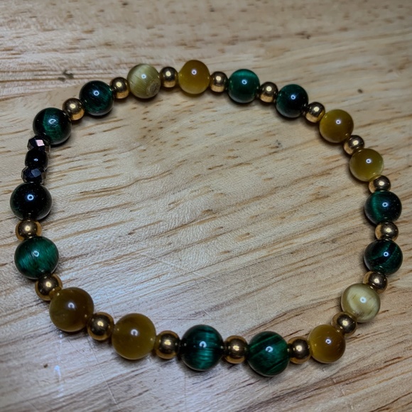 Yellow Jade Stone Healing Bracelet - Picture 2 of 2